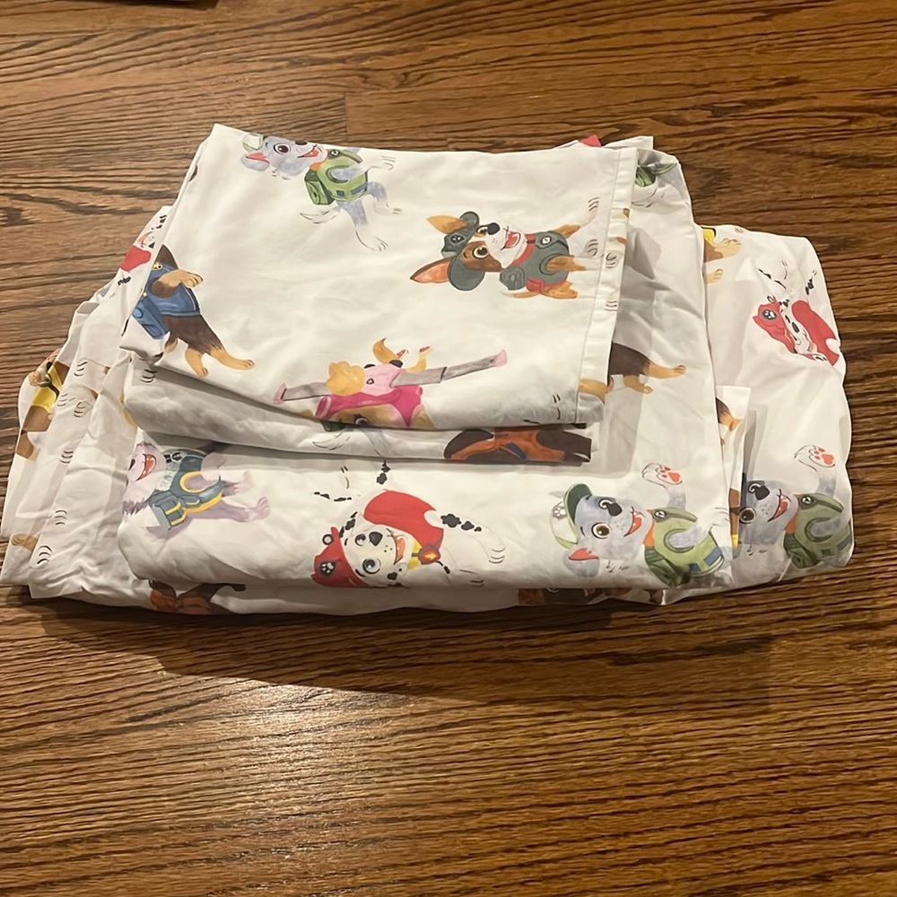 EUC Pottery Barn Kids Paw Patrol Sheets - Full Size
